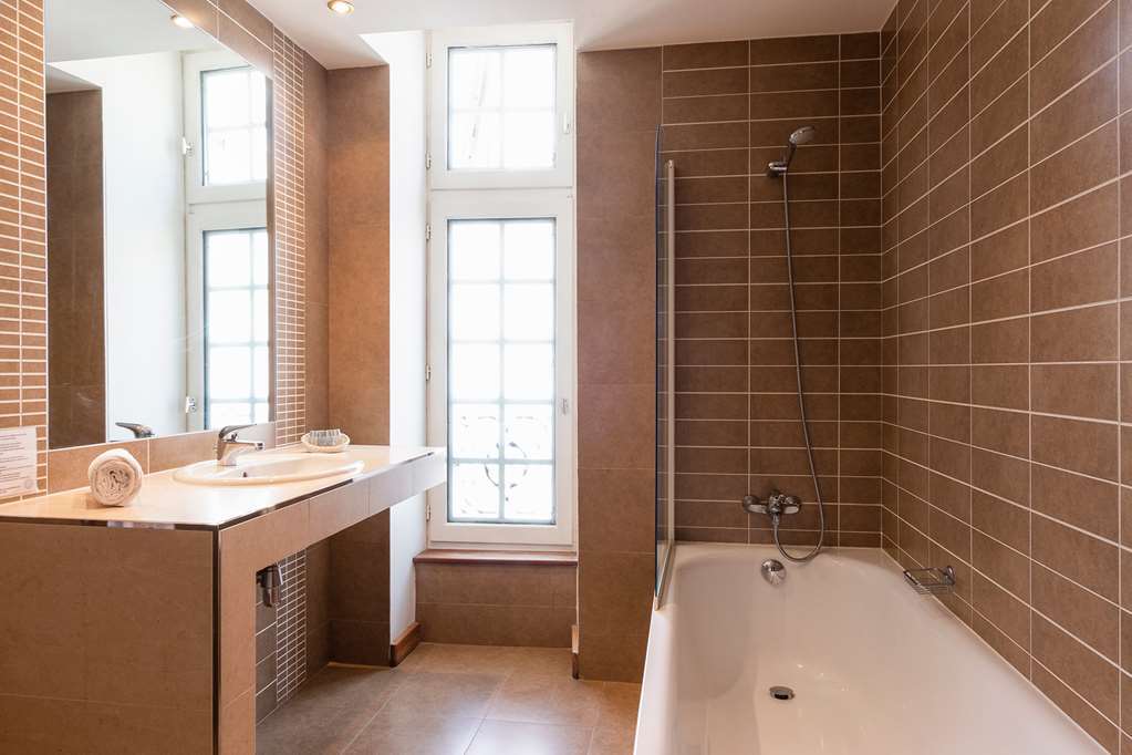The Originals City, Hotel La Reine Jeanne, Orthez Zimmer foto